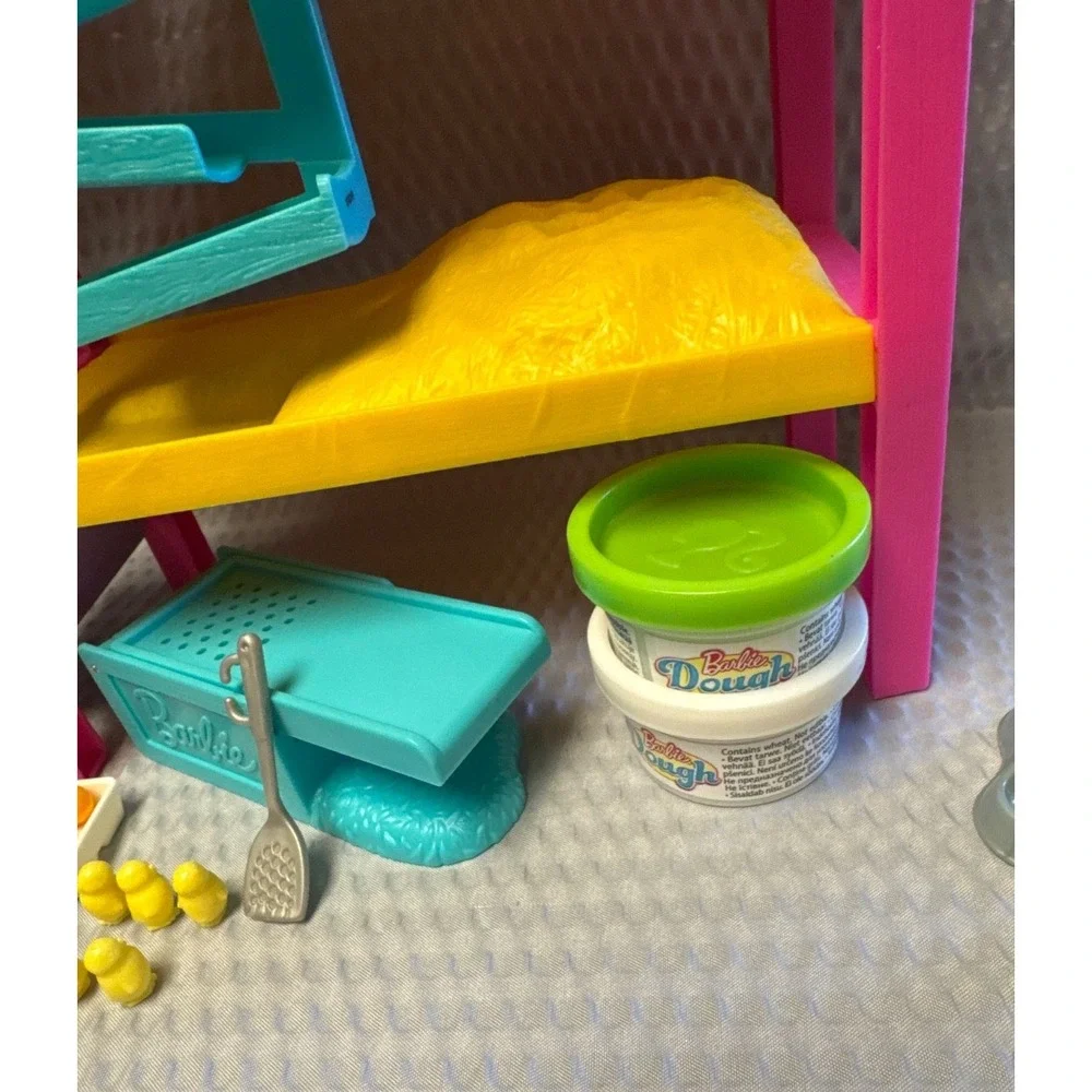 Barbie Hatch & Gather Egg Farm Playset with Chicken Coop and Accessories